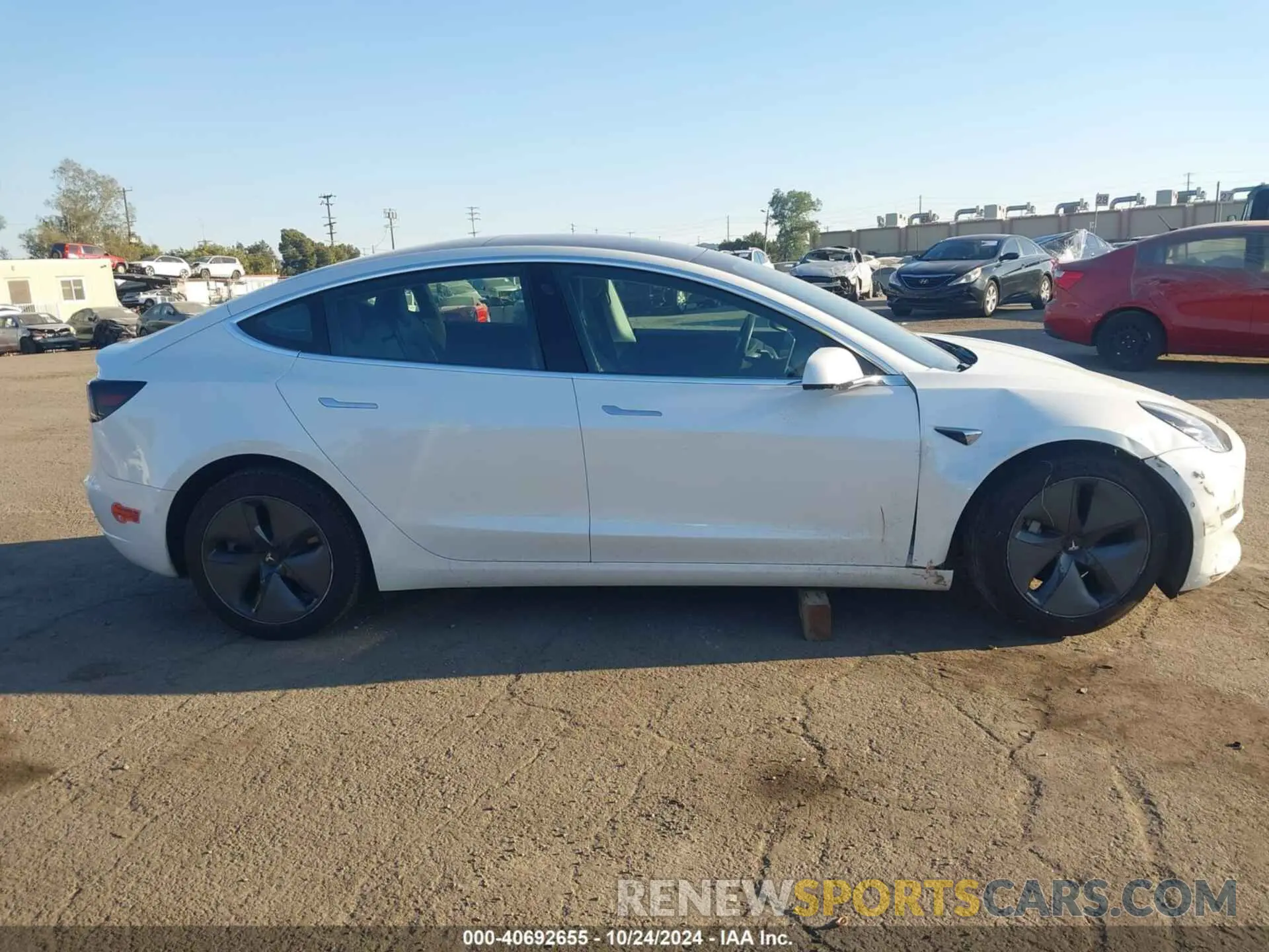 13 fotografías del automóvil dañado 5YJ3E1EA6KF485190 TESLA MODEL 3 2019