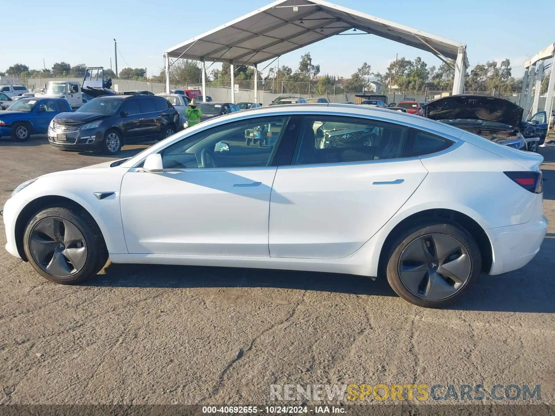 14 fotografías del automóvil dañado 5YJ3E1EA6KF485190 TESLA MODEL 3 2019