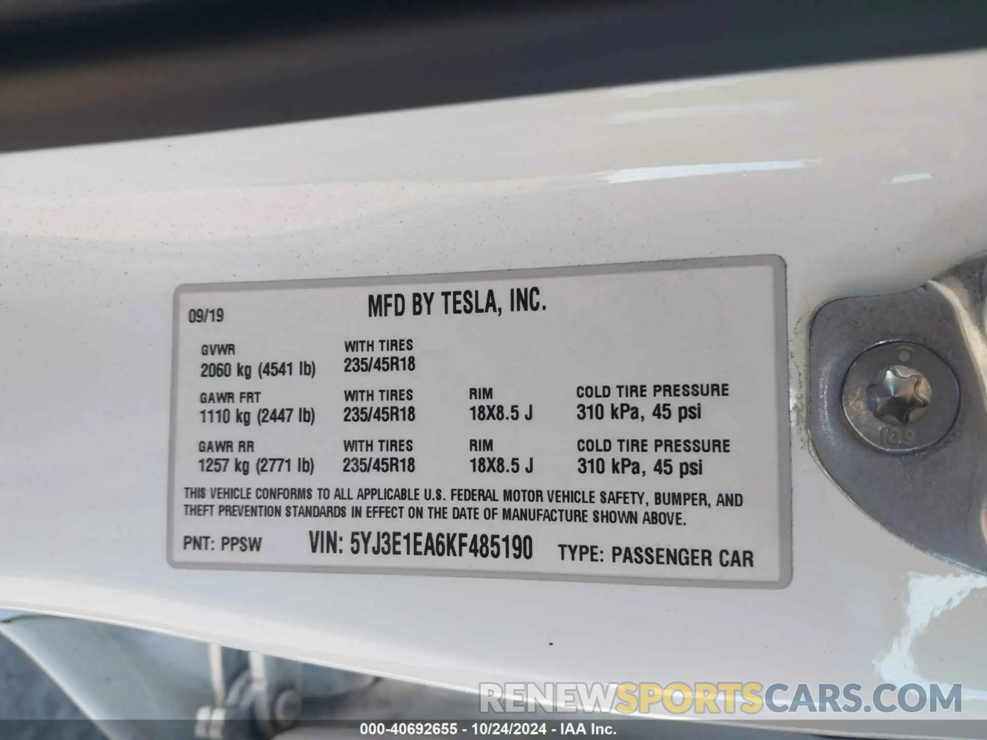 9 fotografías del automóvil dañado 5YJ3E1EA6KF485190 TESLA MODEL 3 2019