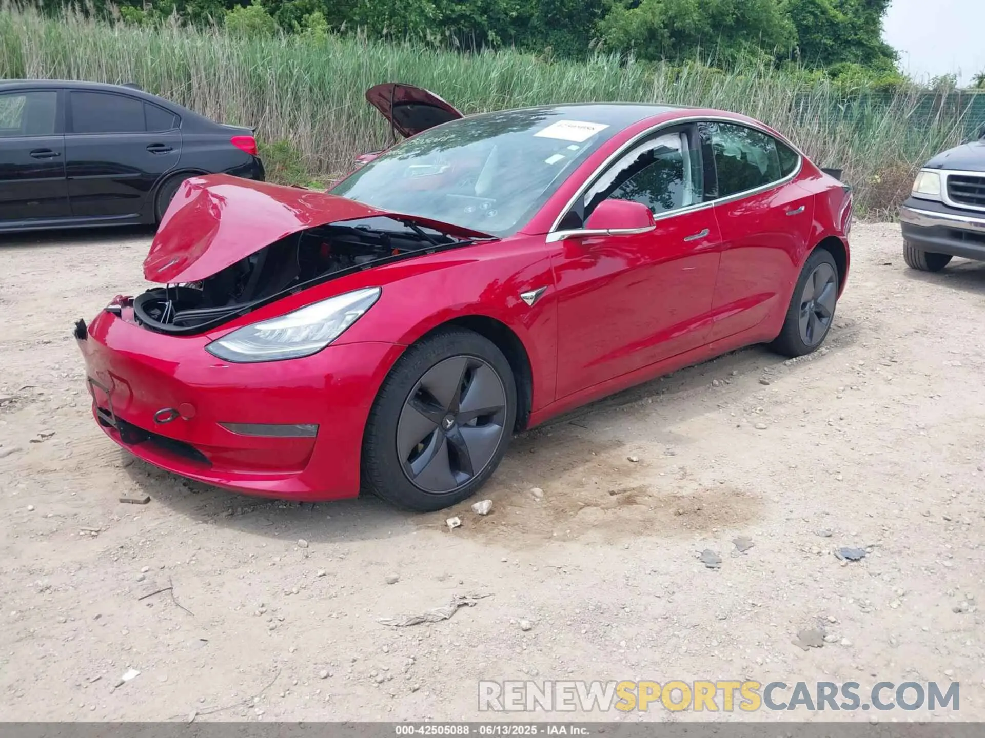 2 fotografías del automóvil dañado 5YJ3E1EA7KF308437 TESLA MODEL 3 2019