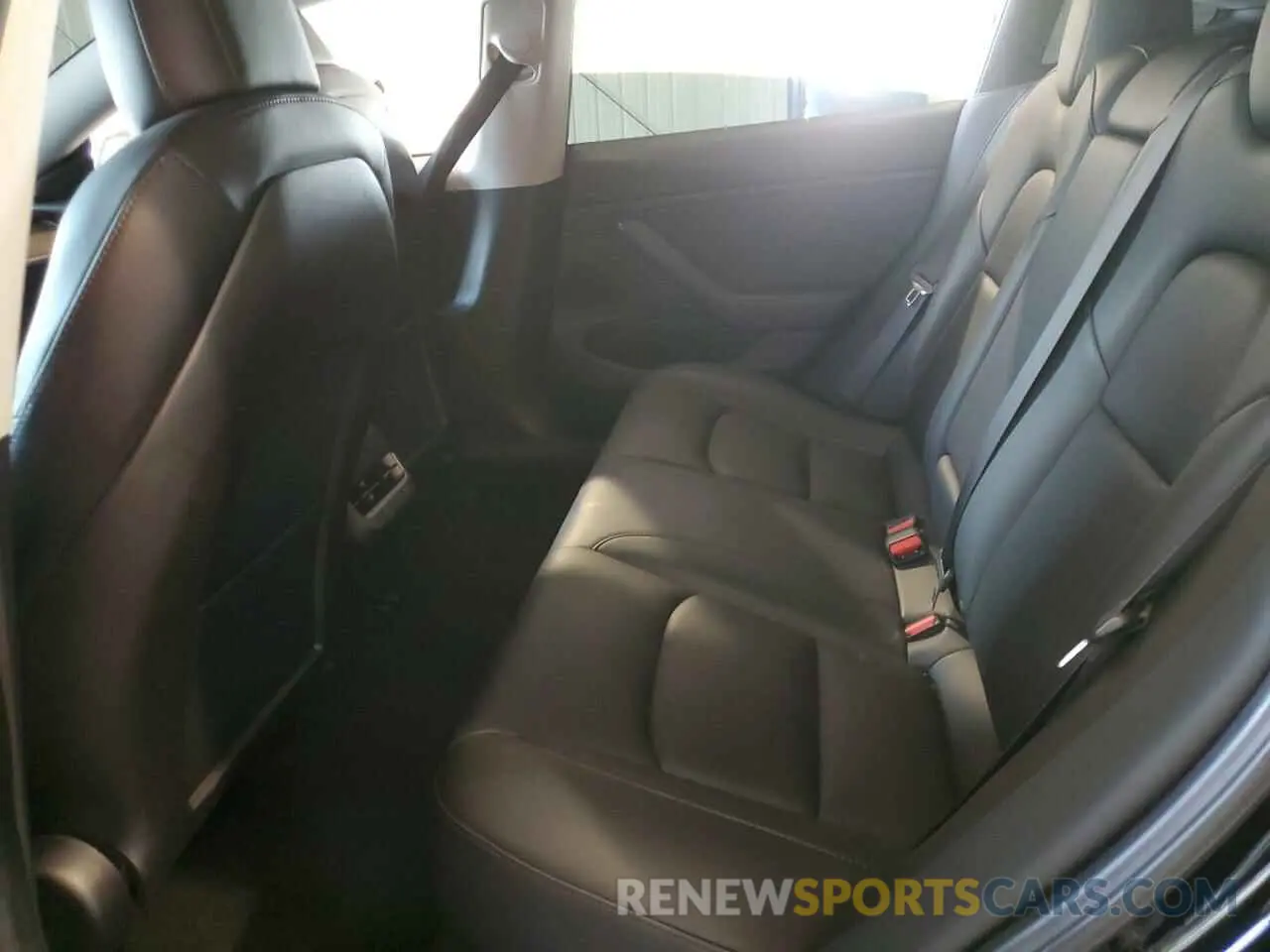 10 fotografías del automóvil dañado 5YJ3E1EA7KF325206 TESLA MODEL 3 2019