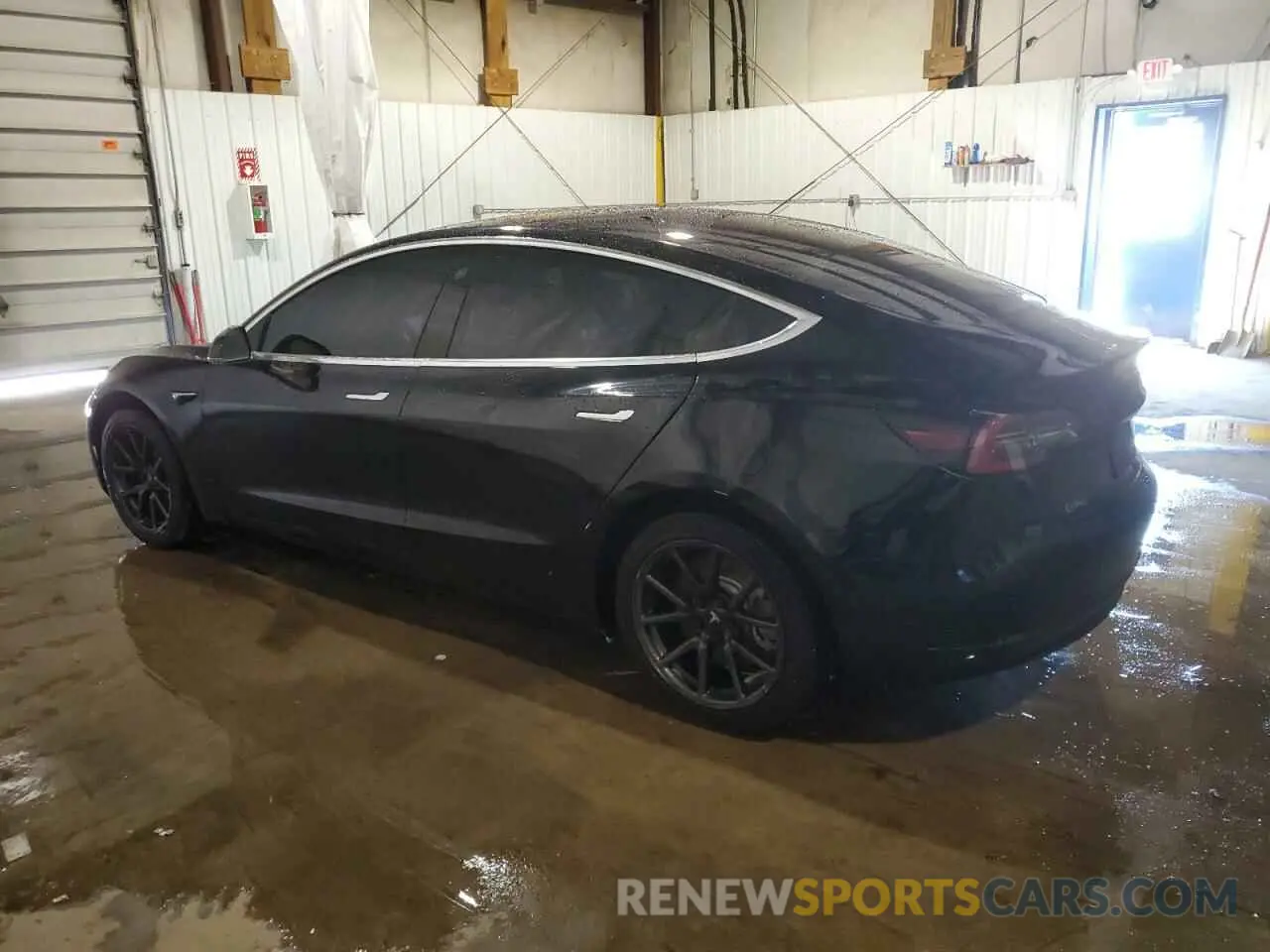 2 fotografías del automóvil dañado 5YJ3E1EA7KF325206 TESLA MODEL 3 2019