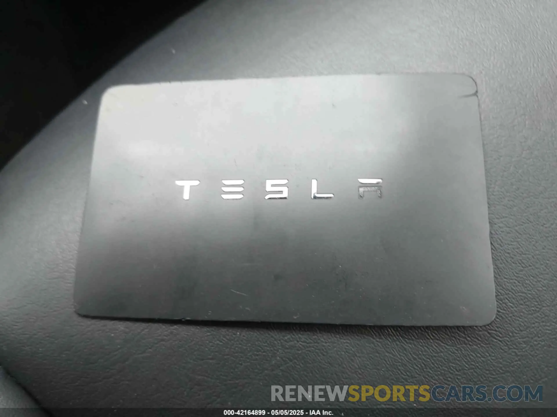 11 fotografías del automóvil dañado 5YJ3E1EA7KF326498 TESLA MODEL 3 2019