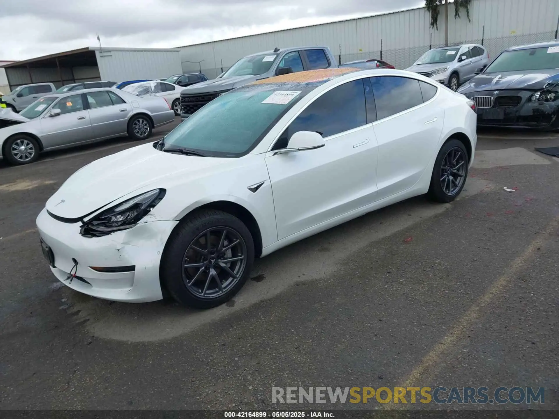 2 fotografías del automóvil dañado 5YJ3E1EA7KF326498 TESLA MODEL 3 2019