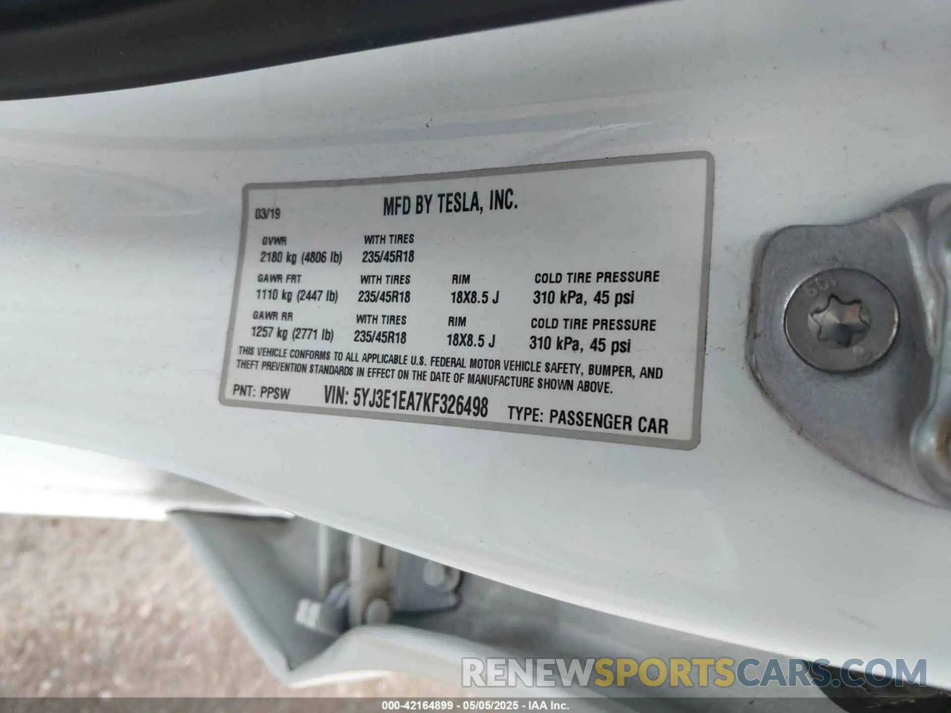 9 fotografías del automóvil dañado 5YJ3E1EA7KF326498 TESLA MODEL 3 2019