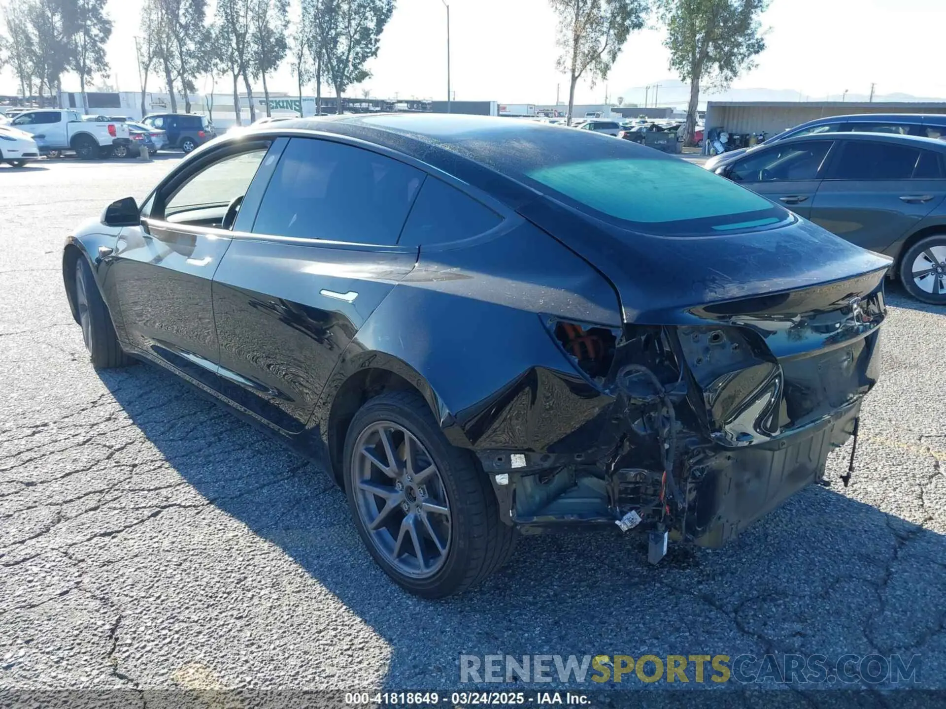 3 fotografías del automóvil dañado 5YJ3E1EA7KF398365 TESLA MODEL 3 2019