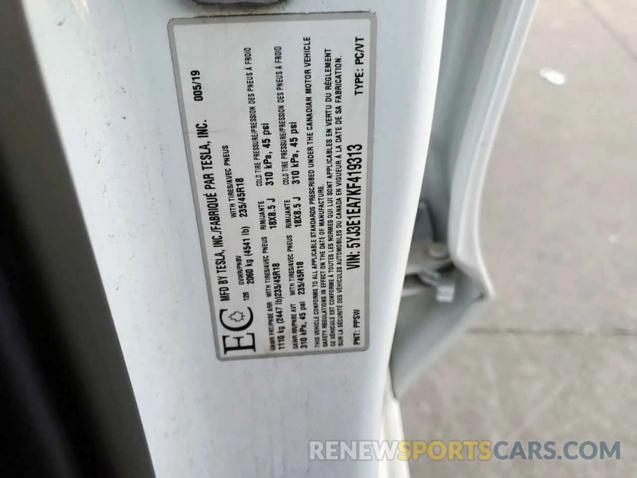 12 fotografías del automóvil dañado 5YJ3E1EA7KF419313 TESLA MODEL 3 2019