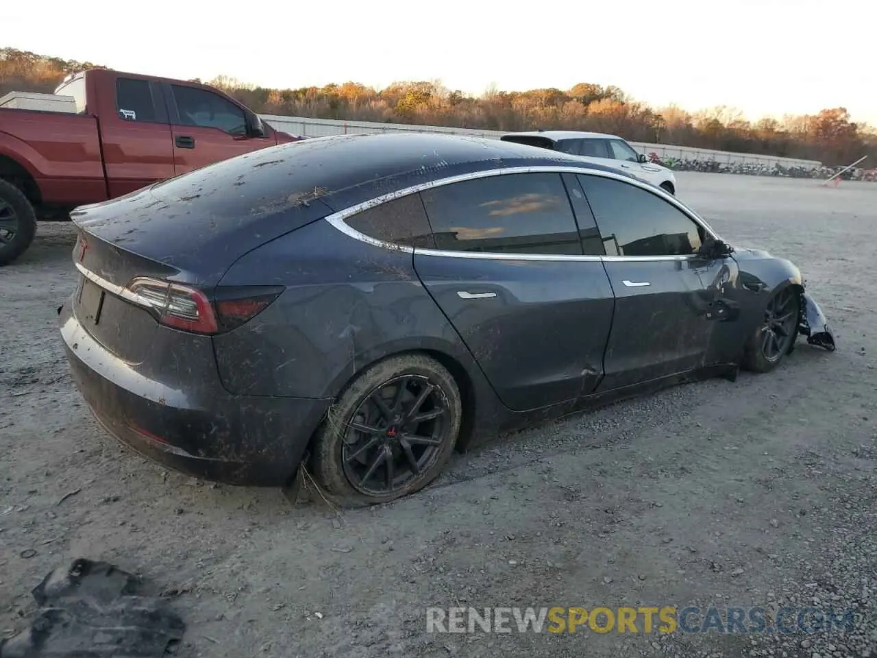 3 fotografías del automóvil dañado 5YJ3E1EA7KF435365 TESLA MODEL 3 2019