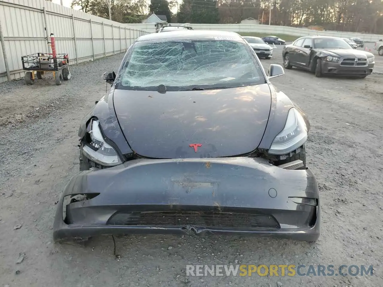 5 fotografías del automóvil dañado 5YJ3E1EA7KF435365 TESLA MODEL 3 2019