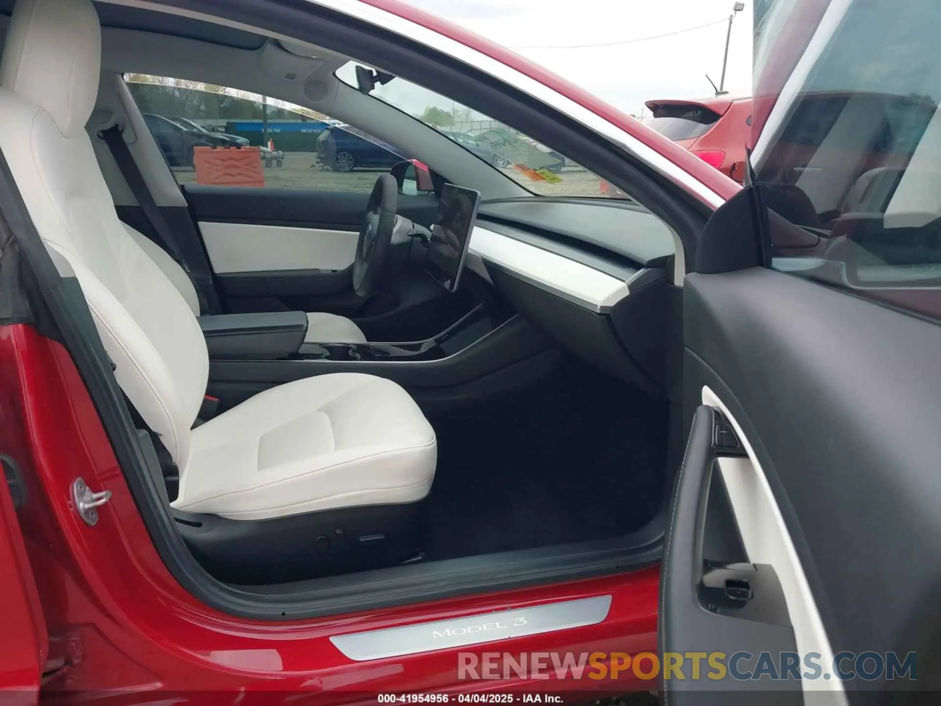 5 fotografías del automóvil dañado 5YJ3E1EA7KF445040 TESLA MODEL 3 2019
