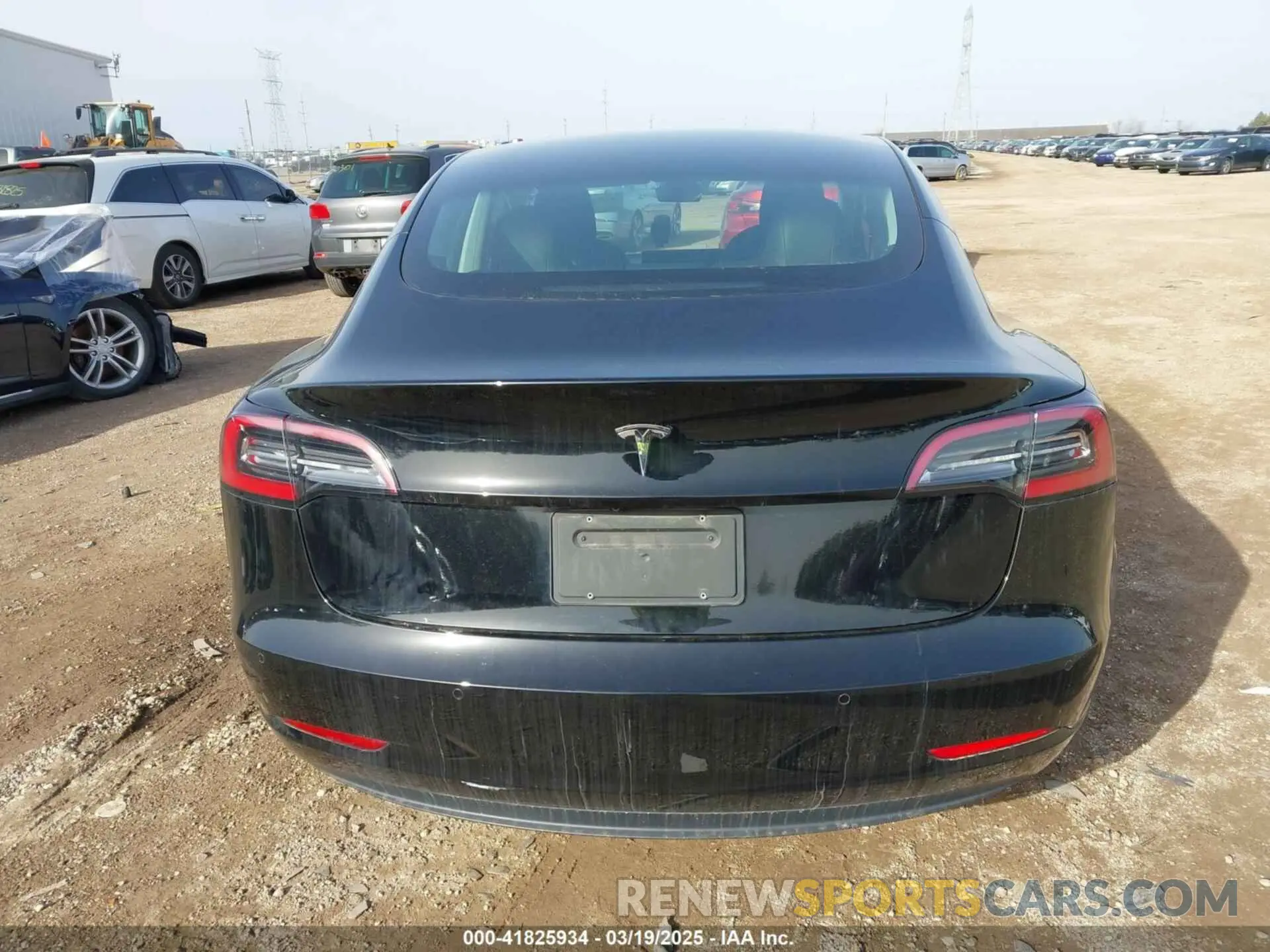 16 fotografías del automóvil dañado 5YJ3E1EA8KF306910 TESLA MODEL 3 2019