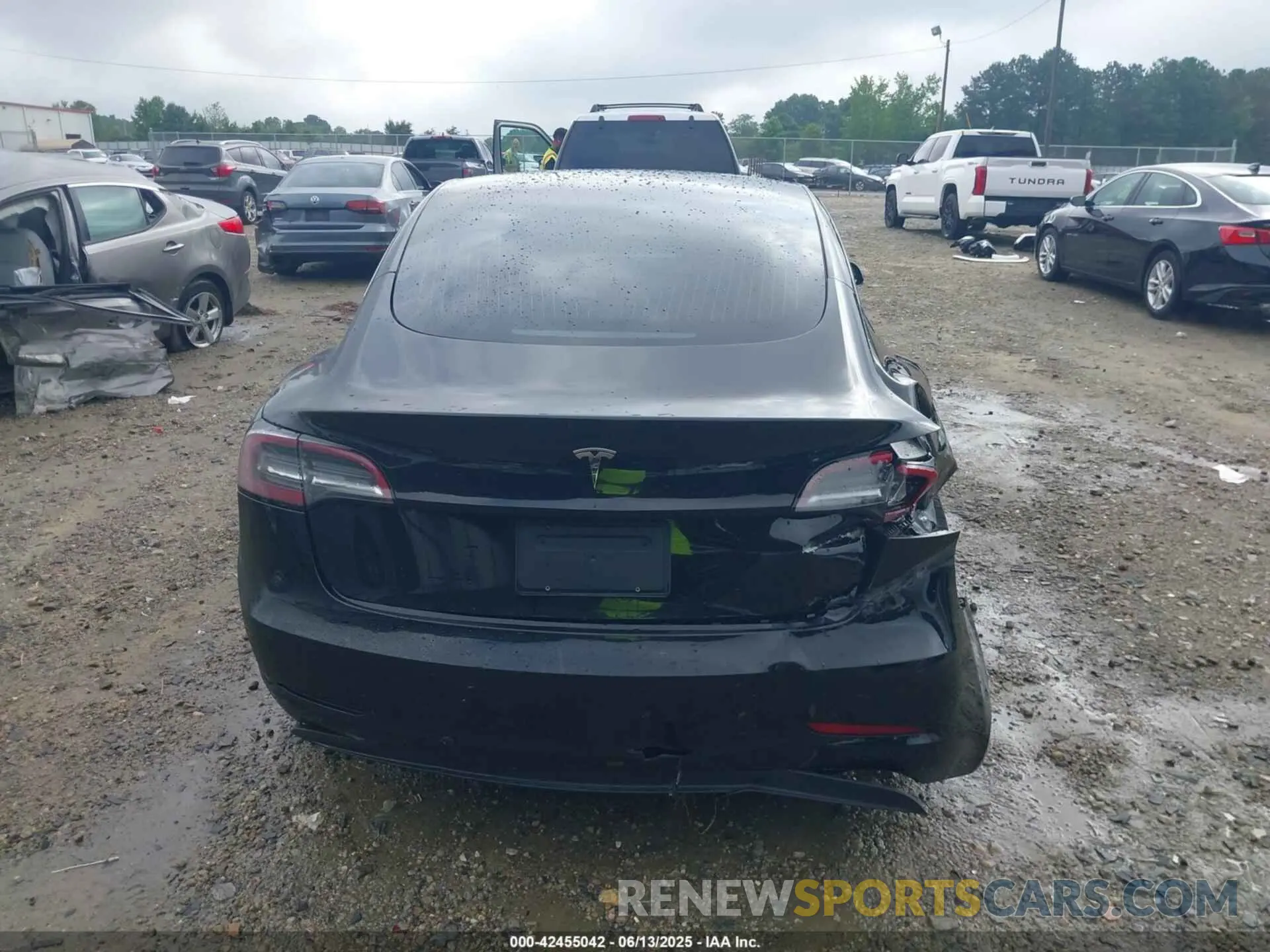 16 fotografías del automóvil dañado 5YJ3E1EA8KF399881 TESLA MODEL 3 2019