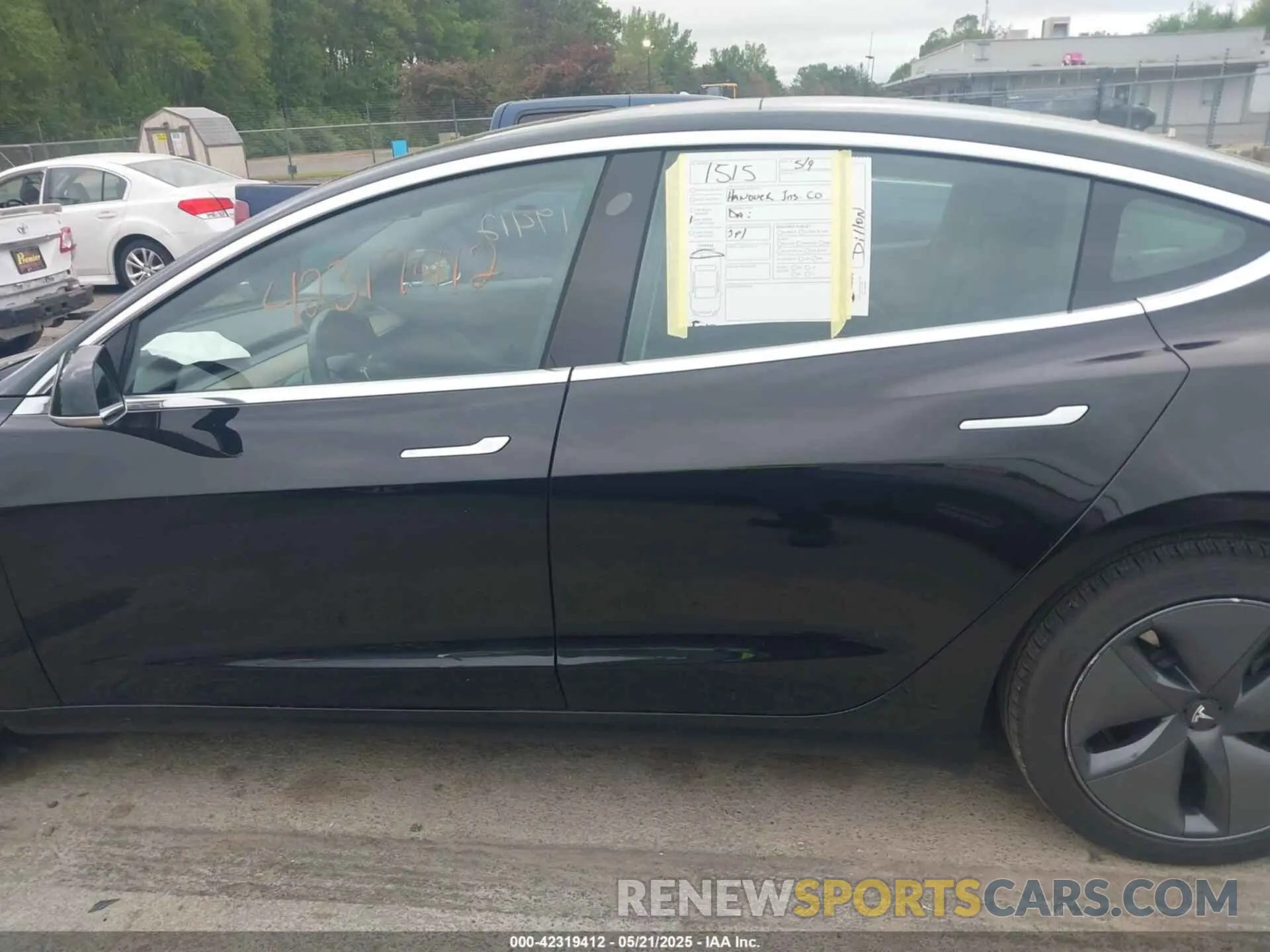 15 fotografías del automóvil dañado 5YJ3E1EA8KF400009 TESLA MODEL 3 2019