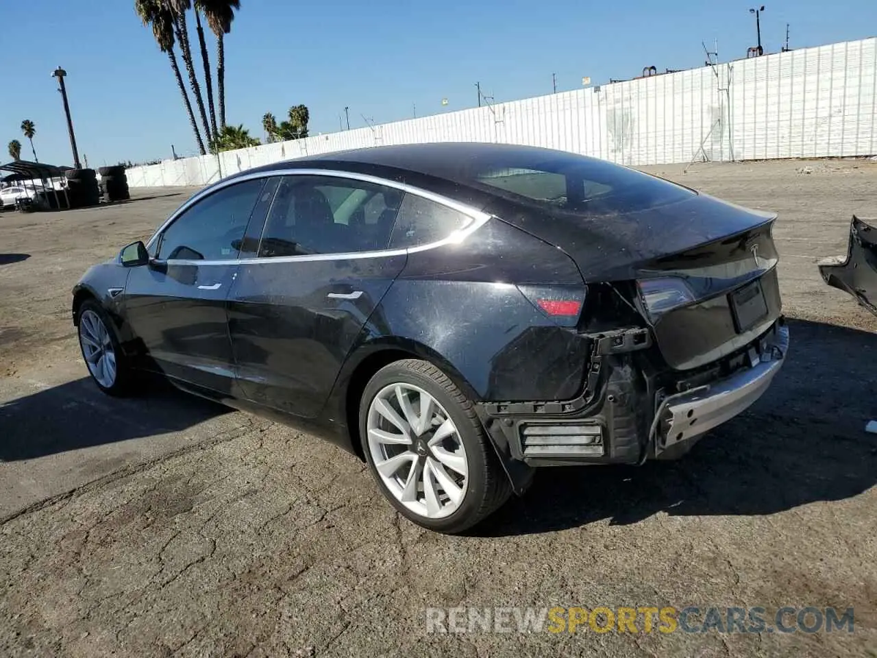 2 fotografías del automóvil dañado 5YJ3E1EA8KF425332 TESLA MODEL 3 2019