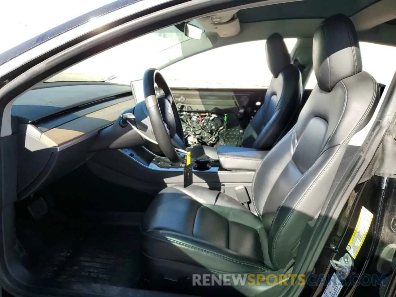 7 fotografías del automóvil dañado 5YJ3E1EA8KF425332 TESLA MODEL 3 2019