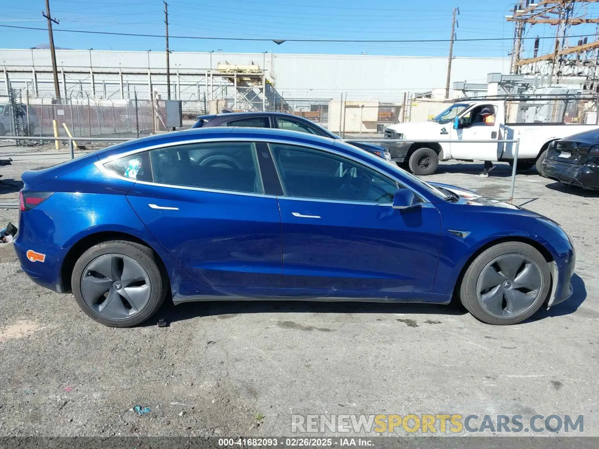 12 fotografías del automóvil dañado 5YJ3E1EA8KF436086 TESLA MODEL 3 2019