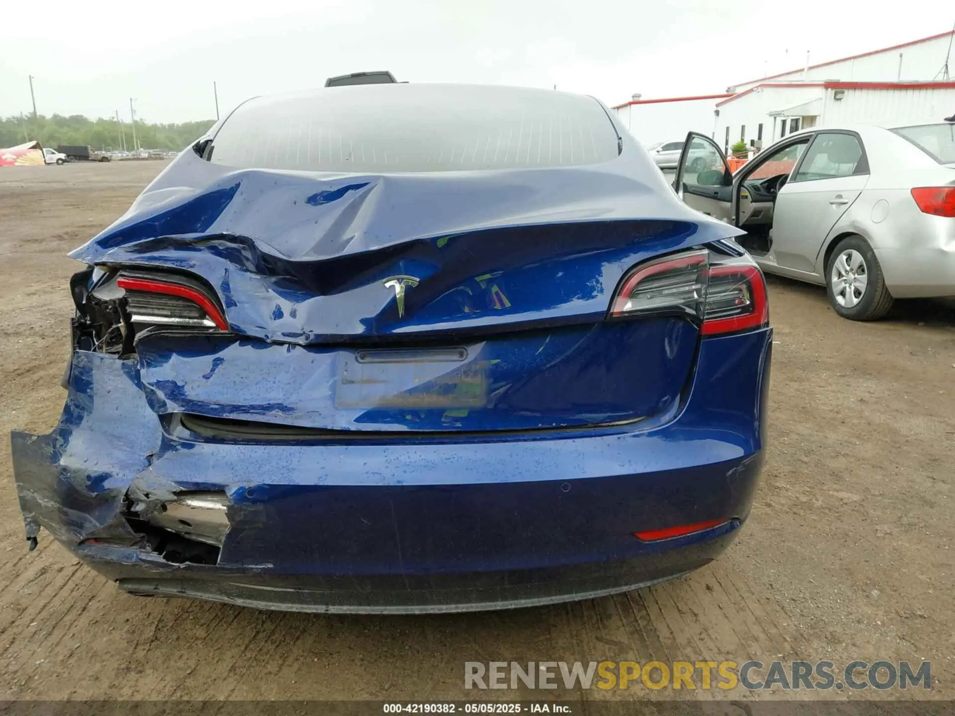 15 fotografías del automóvil dañado 5YJ3E1EA8KF447914 TESLA MODEL 3 2019