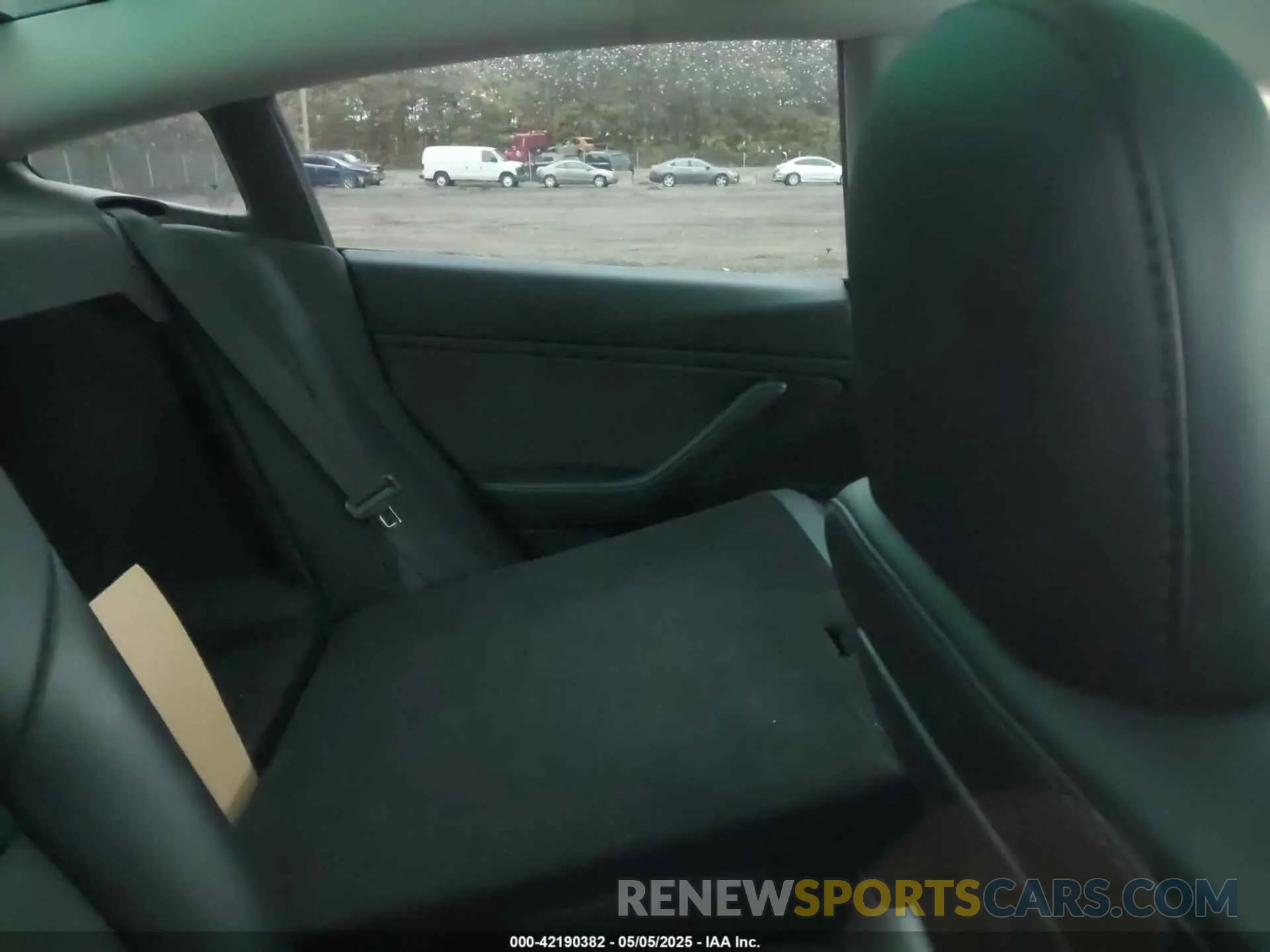 8 fotografías del automóvil dañado 5YJ3E1EA8KF447914 TESLA MODEL 3 2019