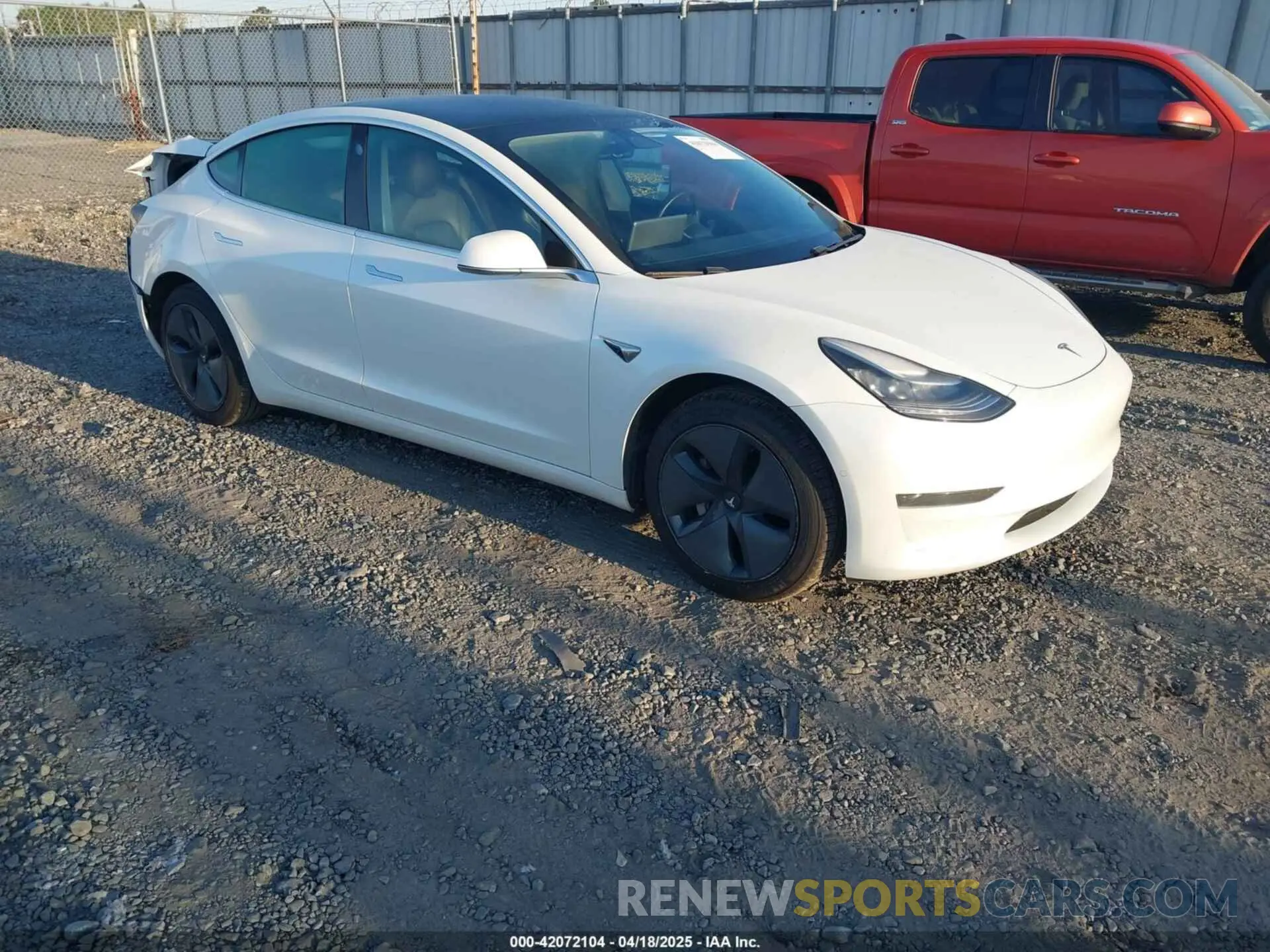 1 fotografías del automóvil dañado 5YJ3E1EA8KF464681 TESLA MODEL 3 2019
