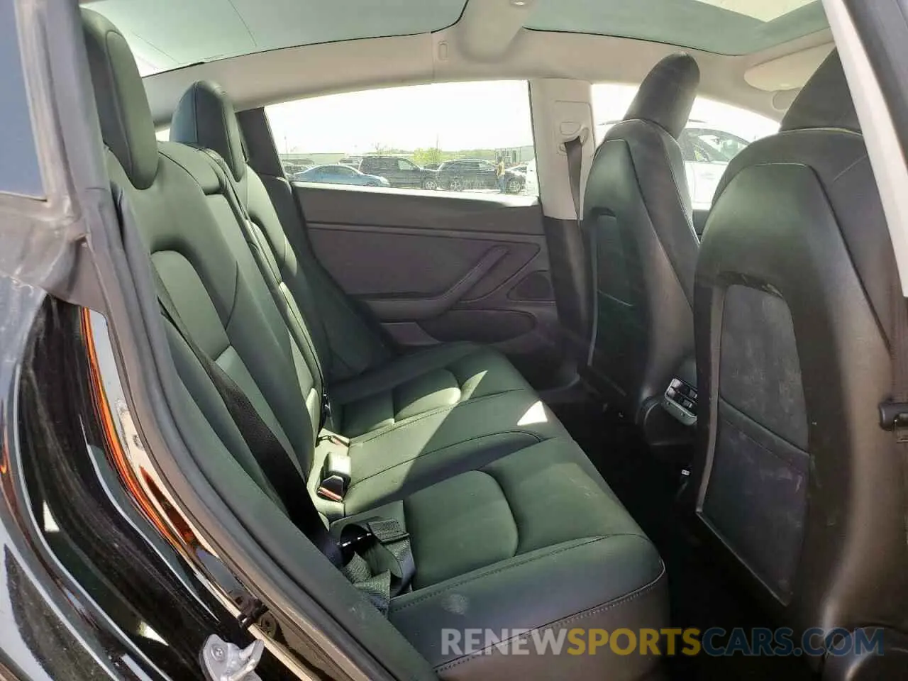 10 fotografías del automóvil dañado 5YJ3E1EA9KF193033 TESLA MODEL 3 2019