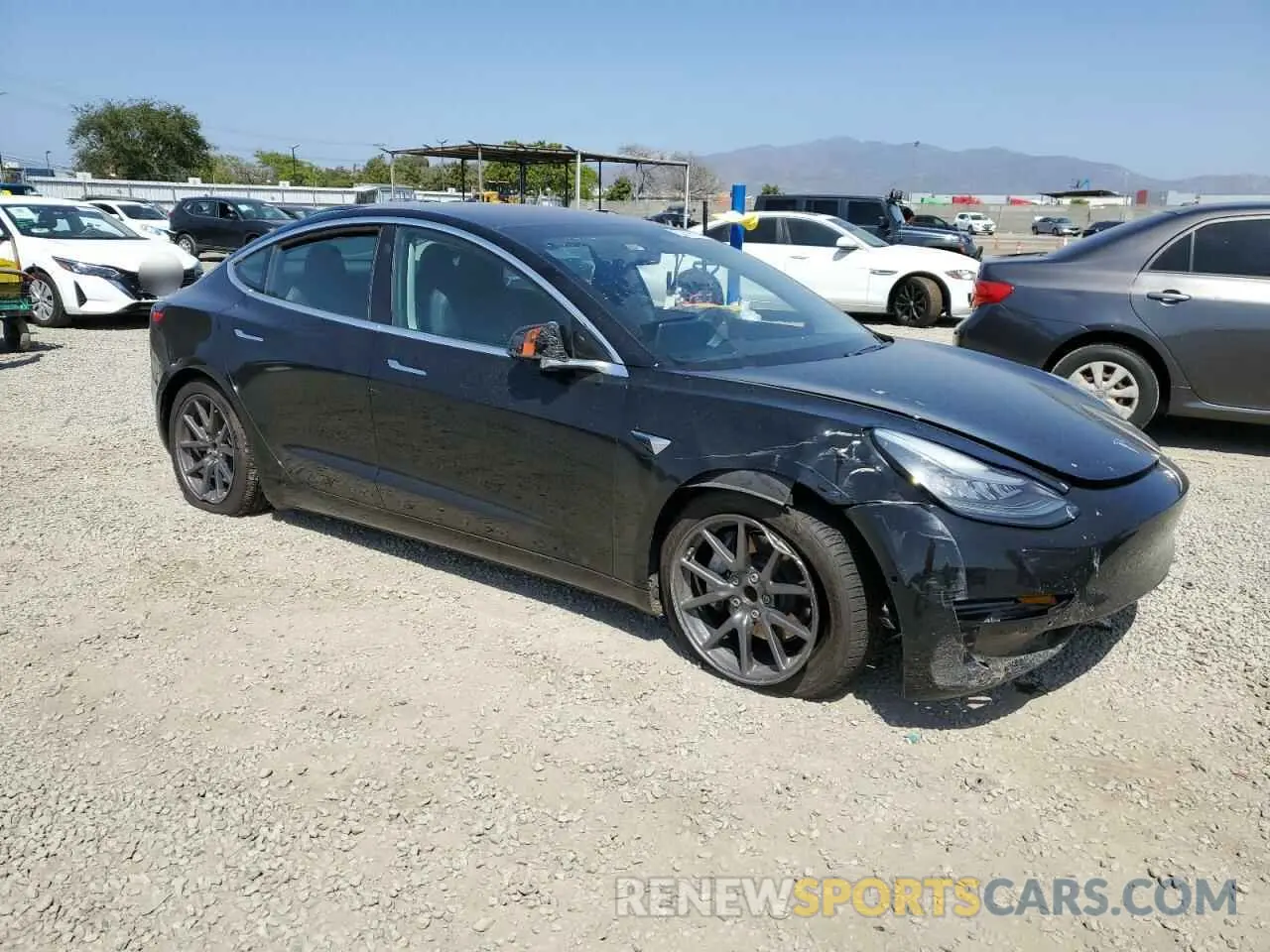 4 fotografías del automóvil dañado 5YJ3E1EA9KF304986 TESLA MODEL 3 2019