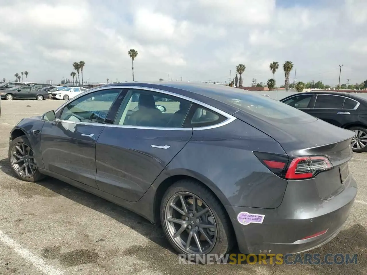 2 fotografías del automóvil dañado 5YJ3E1EA9KF307659 TESLA MODEL 3 2019