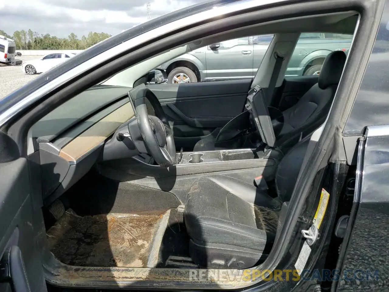 7 fotografías del automóvil dañado 5YJ3E1EA9KF337597 TESLA MODEL 3 2019