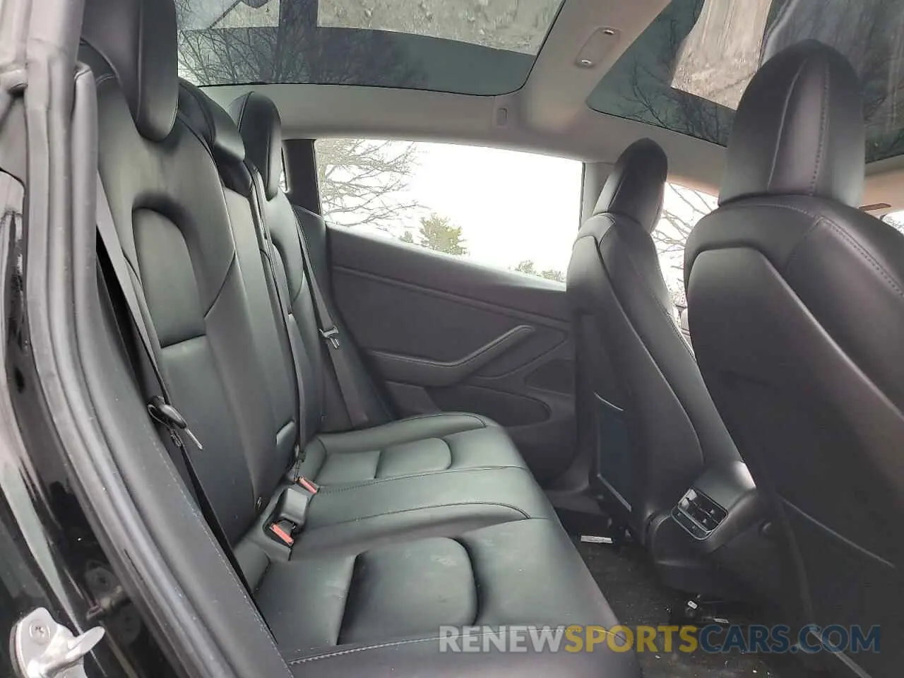 10 fotografías del automóvil dañado 5YJ3E1EA9KF361804 TESLA MODEL 3 2019