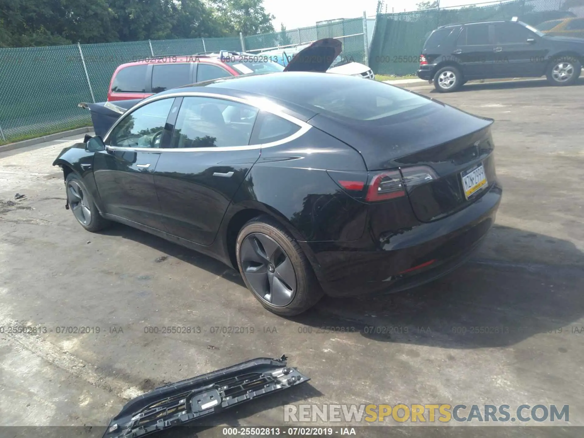 3 fotografías del automóvil dañado 5YJ3E1EA9KF397640 TESLA MODEL 3 2019