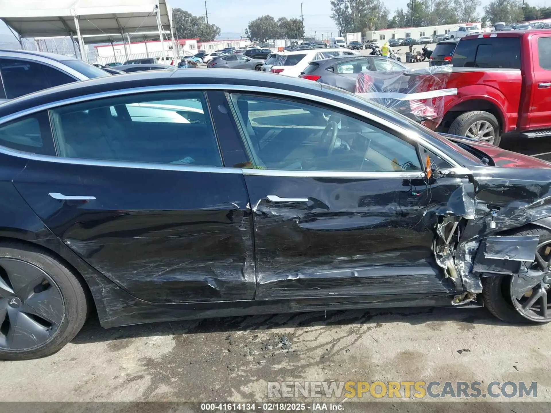 13 fotografías del automóvil dañado 5YJ3E1EA9KF410869 TESLA MODEL 3 2019