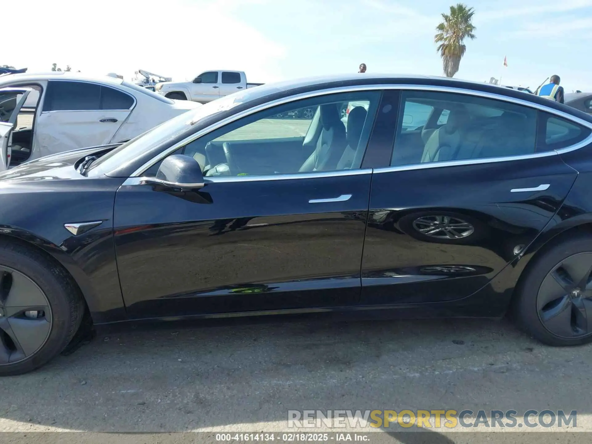 14 fotografías del automóvil dañado 5YJ3E1EA9KF410869 TESLA MODEL 3 2019