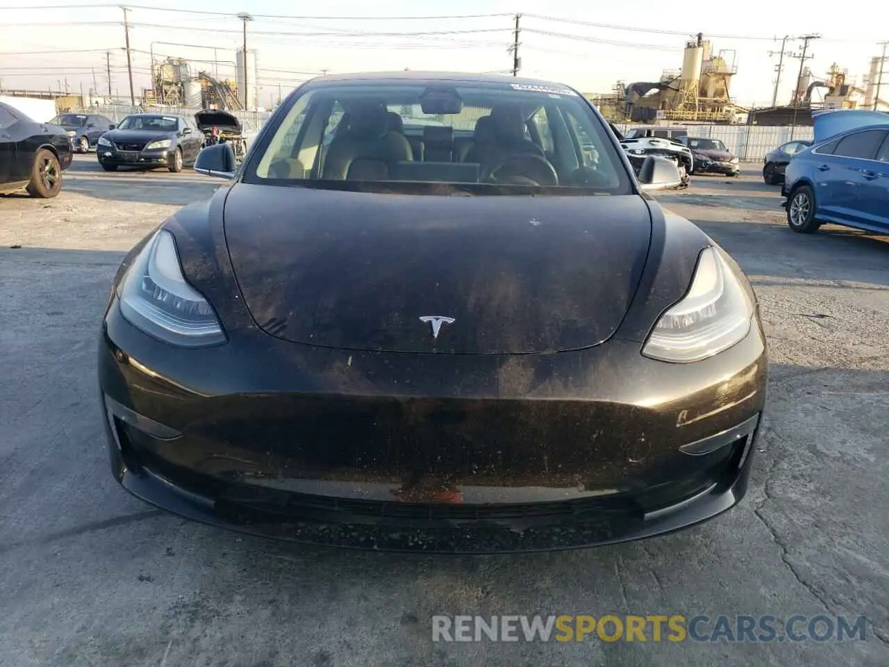 5 fotografías del automóvil dañado 5YJ3E1EA9KF417076 TESLA MODEL 3 2019