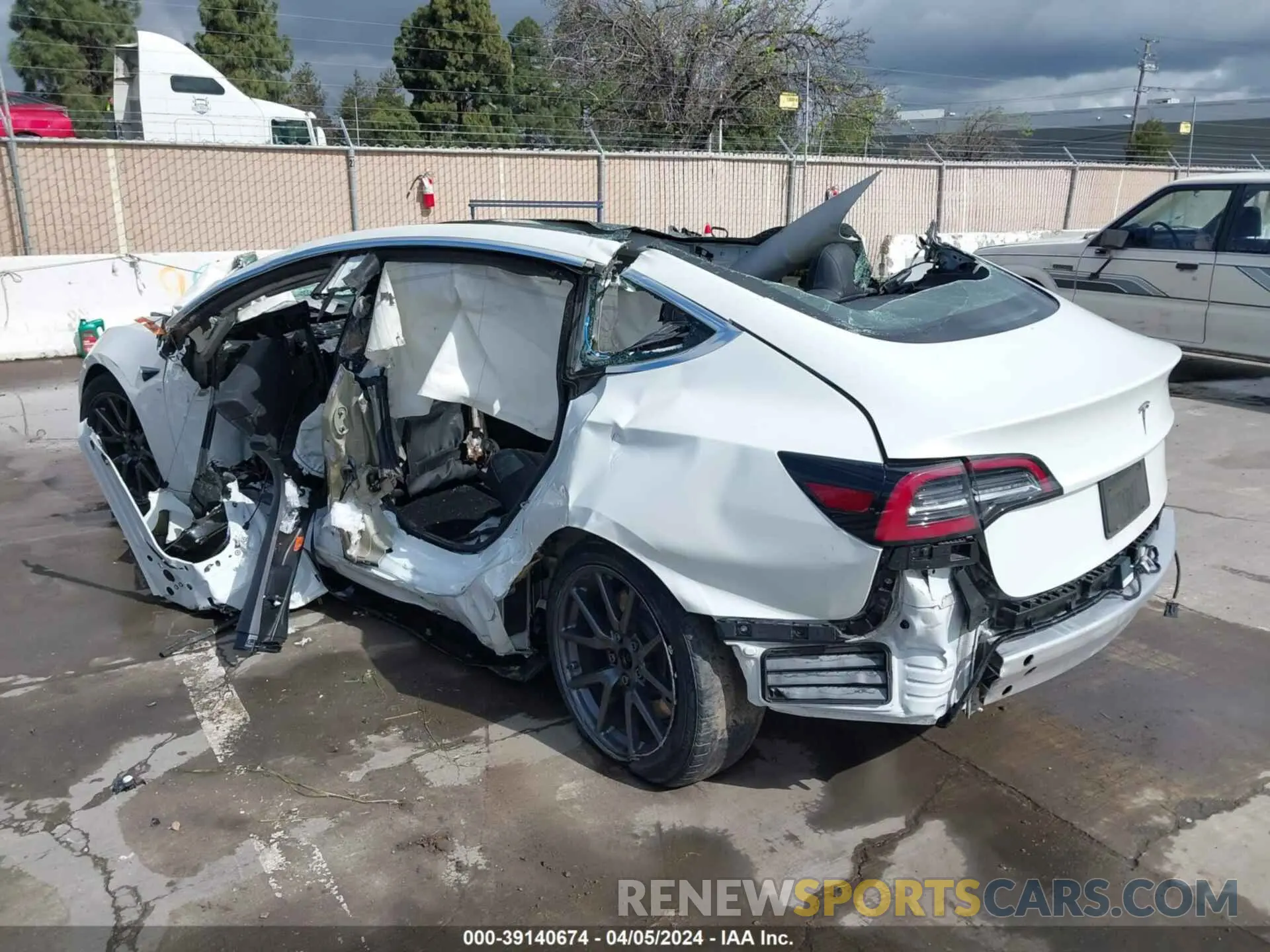 3 fotografías del automóvil dañado 5YJ3E1EA9KF427316 TESLA MODEL 3 2019