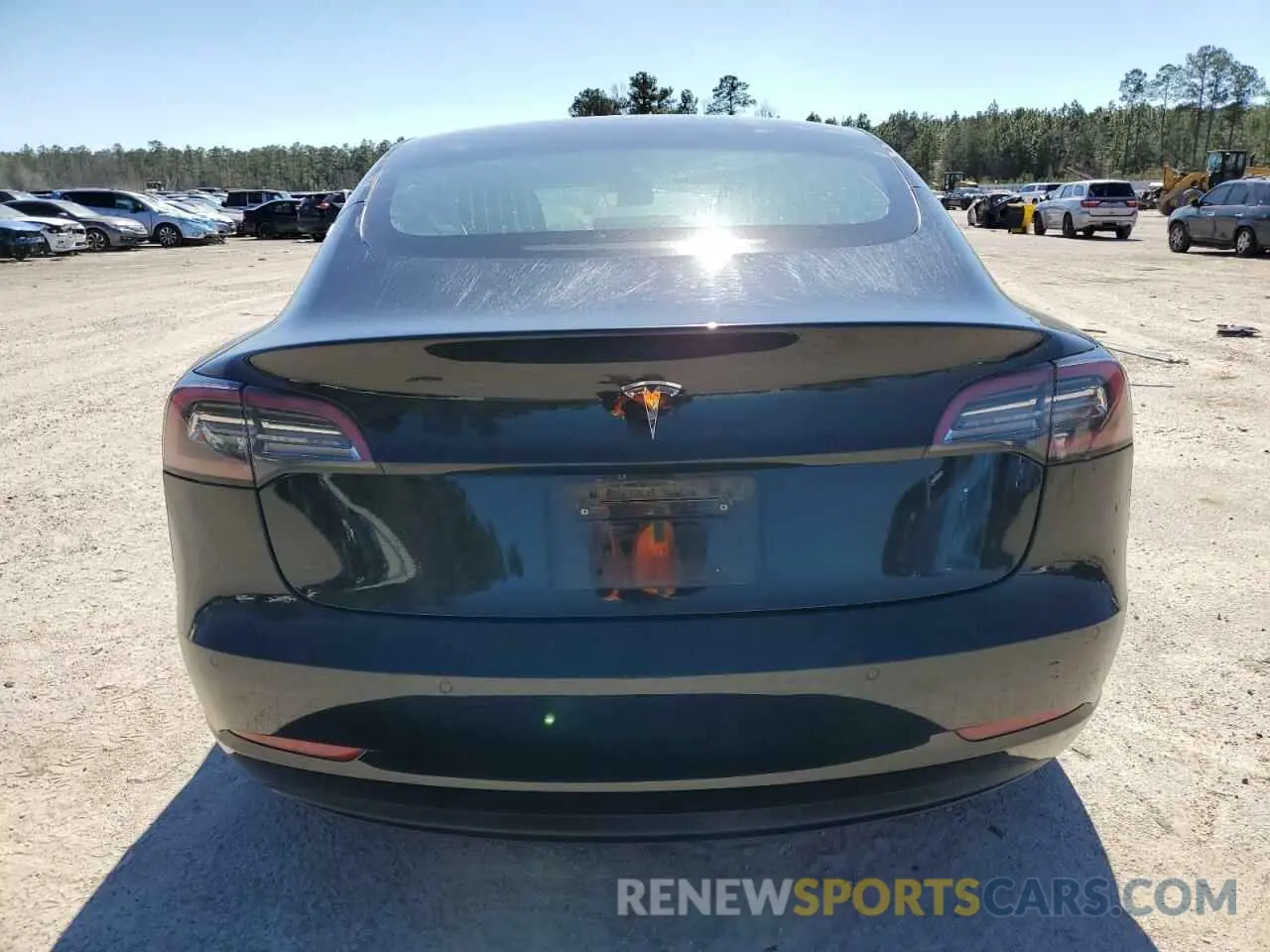 6 fotografías del automóvil dañado 5YJ3E1EAXKF297563 TESLA MODEL 3 2019
