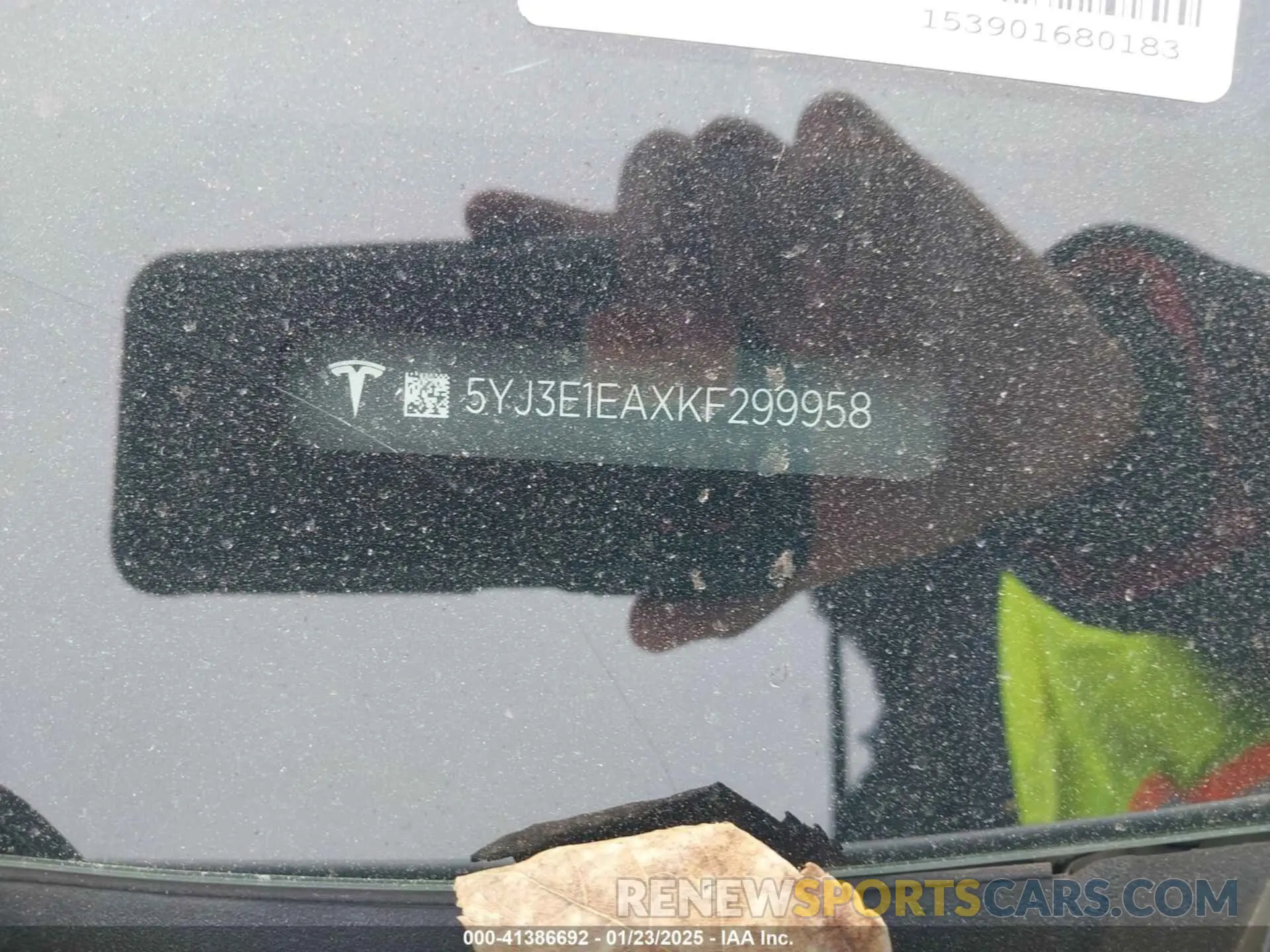 9 fotografías del automóvil dañado 5YJ3E1EAXKF299958 TESLA MODEL 3 2019