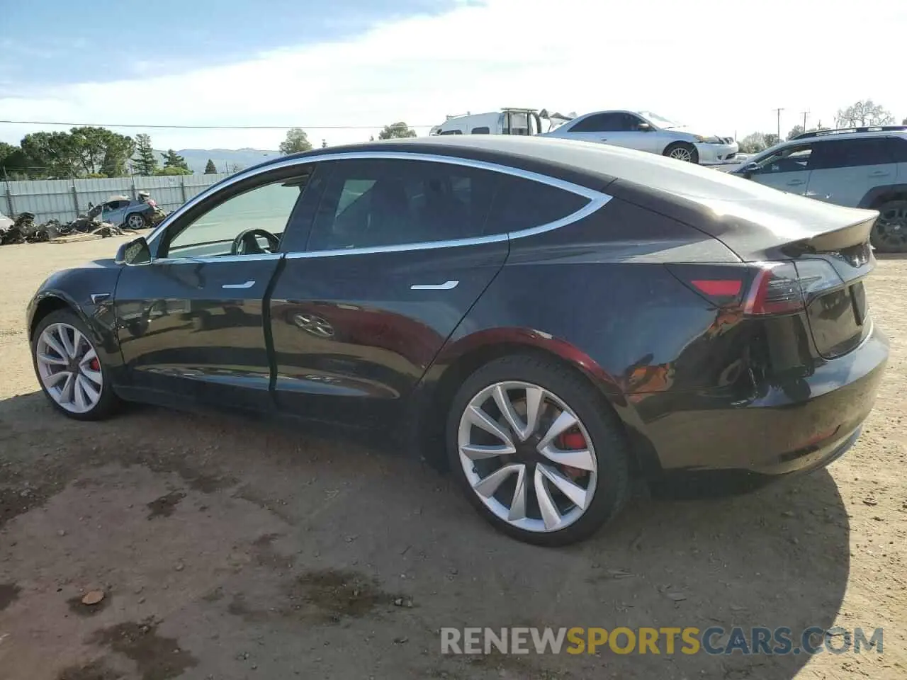 2 fotografías del automóvil dañado 5YJ3E1EAXKF311719 TESLA MODEL 3 2019