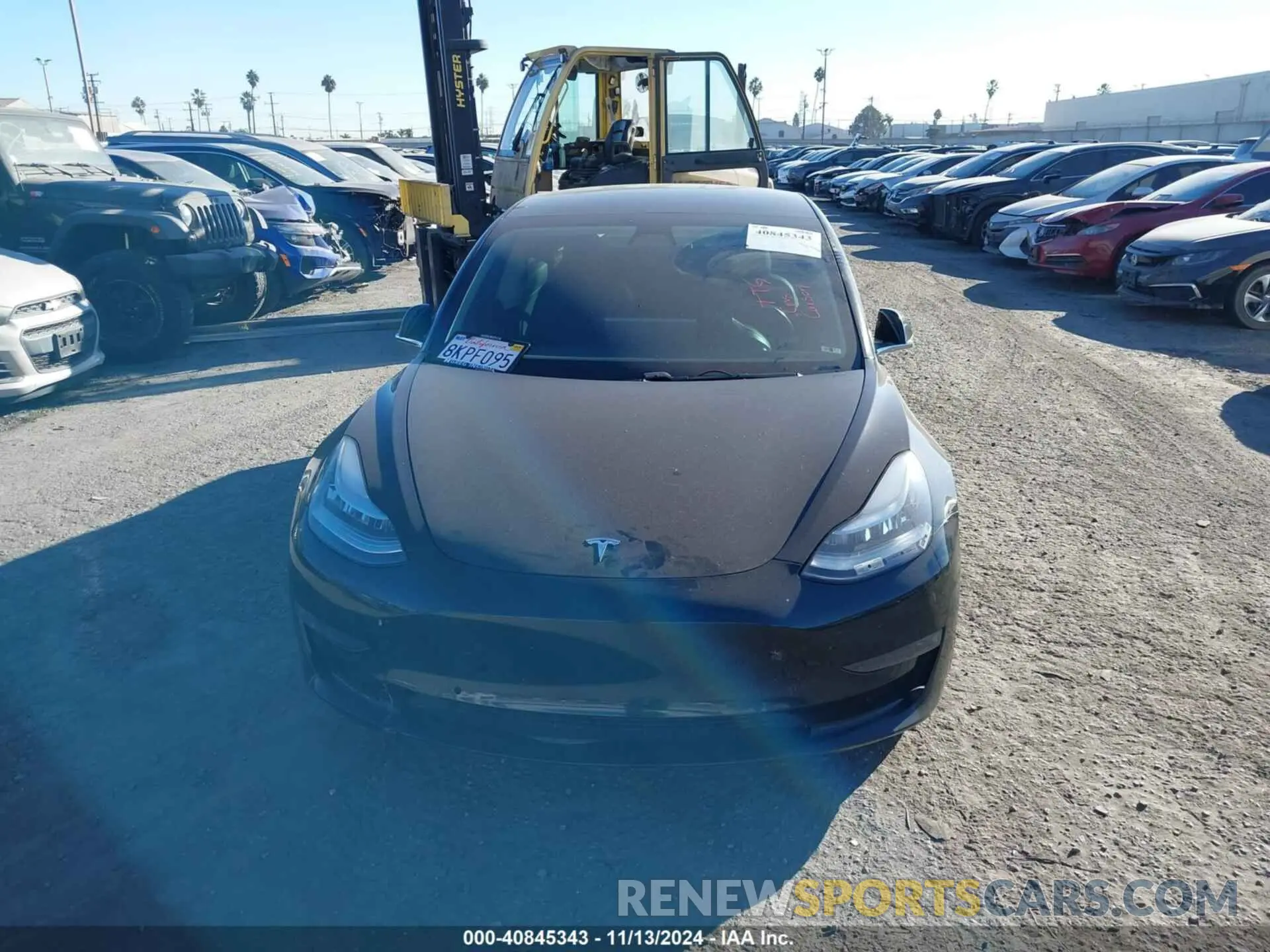 13 fotografías del automóvil dañado 5YJ3E1EAXKF325426 TESLA MODEL 3 2019