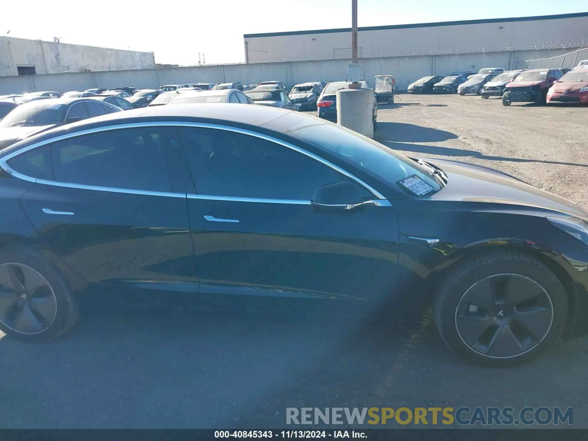 14 fotografías del automóvil dañado 5YJ3E1EAXKF325426 TESLA MODEL 3 2019