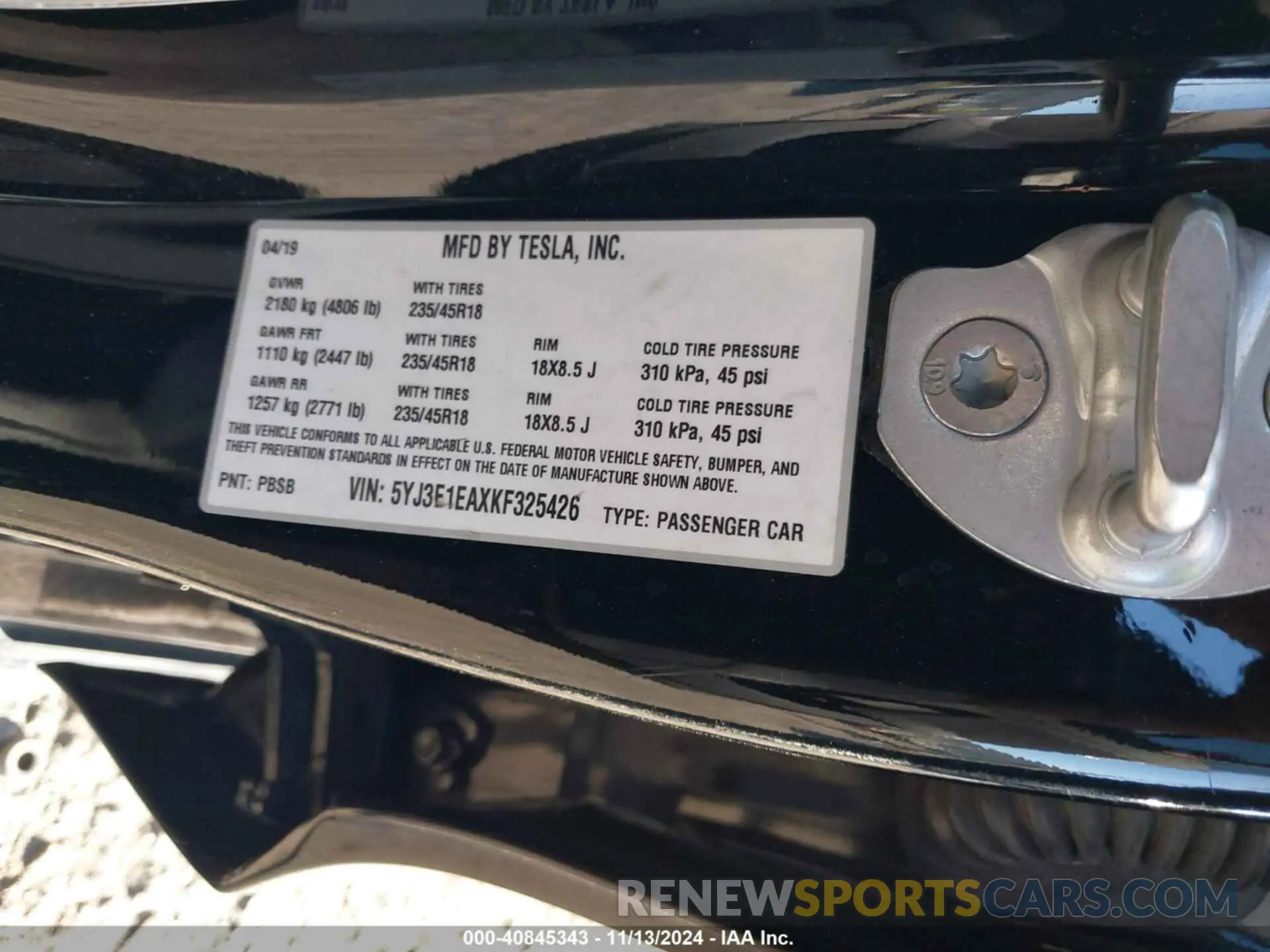 9 fotografías del automóvil dañado 5YJ3E1EAXKF325426 TESLA MODEL 3 2019