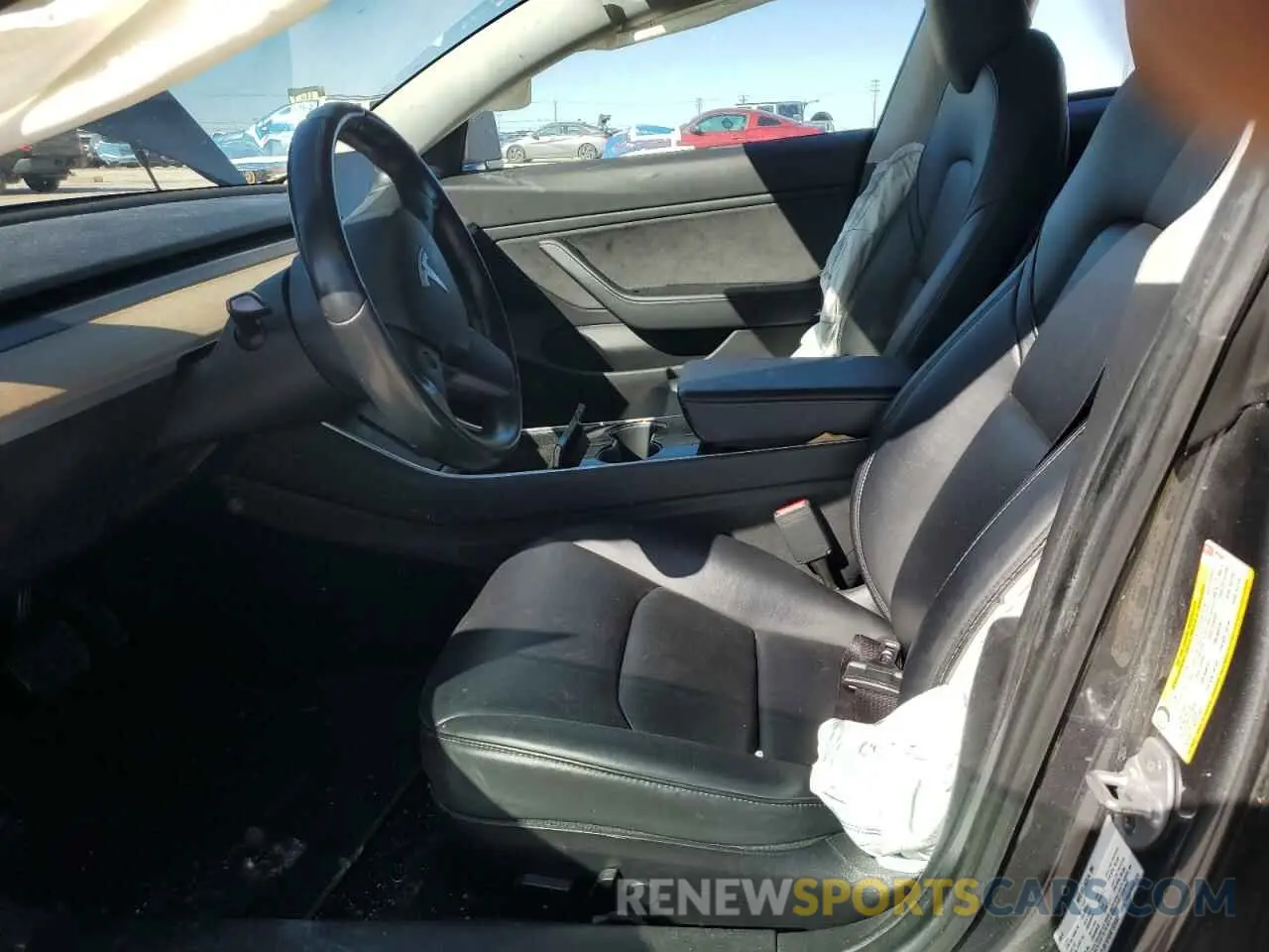 7 fotografías del automóvil dañado 5YJ3E1EAXKF325507 TESLA MODEL 3 2019