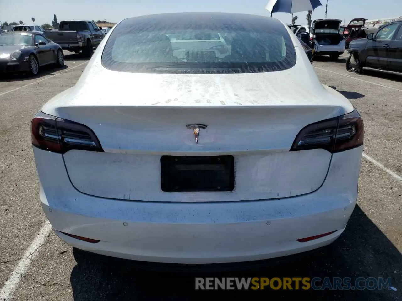 6 fotografías del automóvil dañado 5YJ3E1EAXKF328326 TESLA MODEL 3 2019