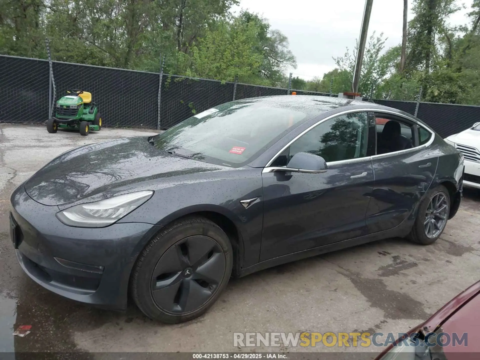 15 fotografías del automóvil dañado 5YJ3E1EAXKF396285 TESLA MODEL 3 2019