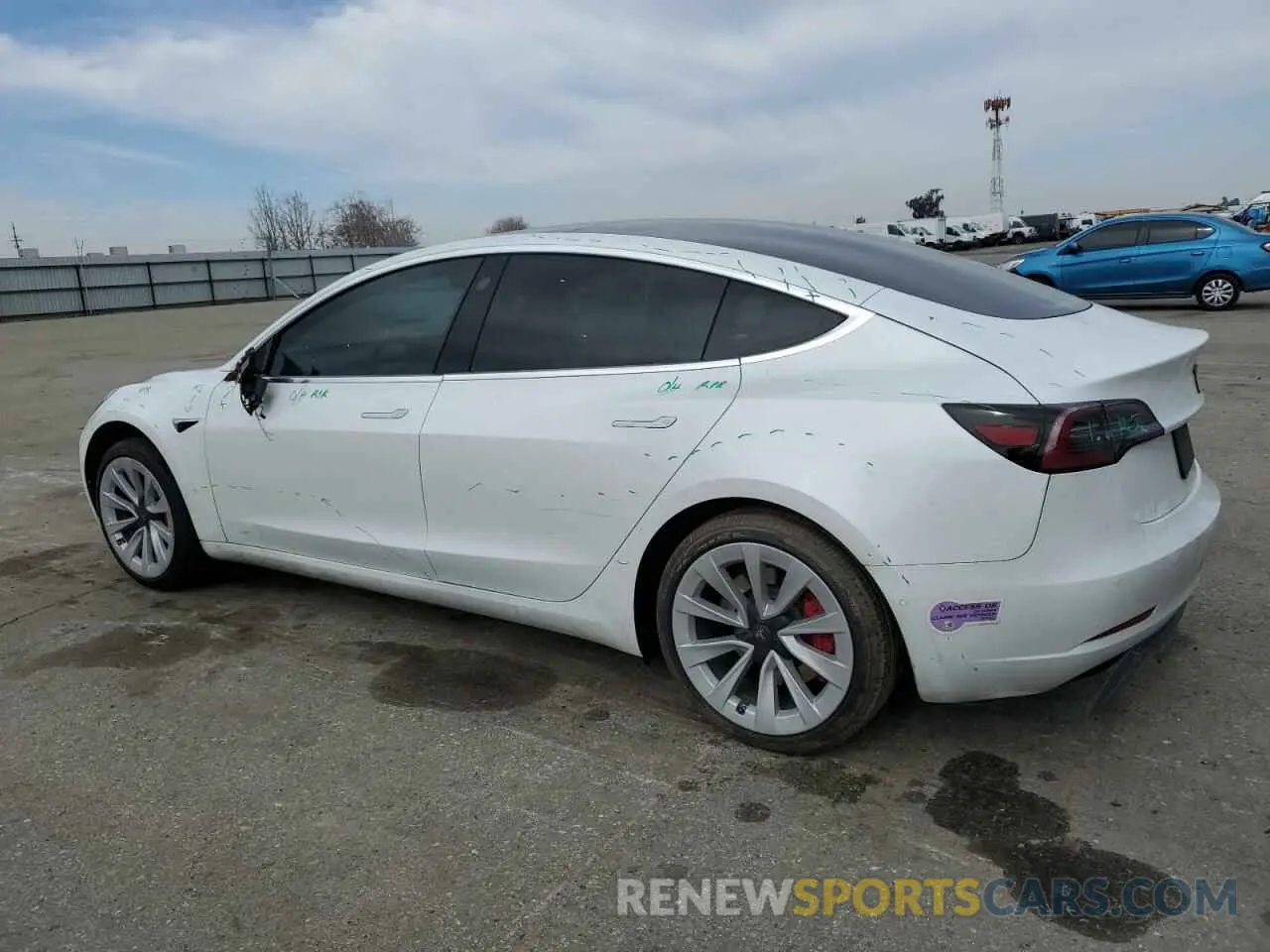 2 fotografías del automóvil dañado 5YJ3E1EAXKF397131 TESLA MODEL 3 2019