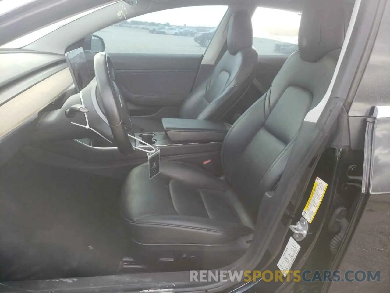 7 fotografías del automóvil dañado 5YJ3E1EAXKF399199 TESLA MODEL 3 2019