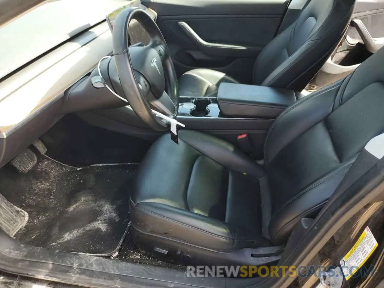 7 fotografías del automóvil dañado 5YJ3E1EAXKF403171 TESLA MODEL 3 2019