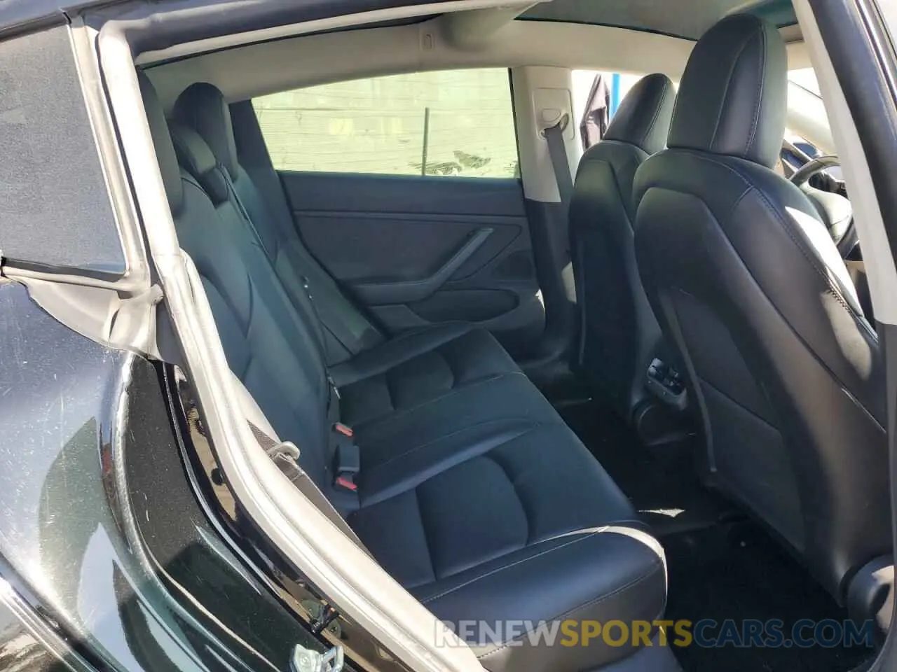 11 fotografías del automóvil dañado 5YJ3E1EAXKF415644 TESLA MODEL 3 2019