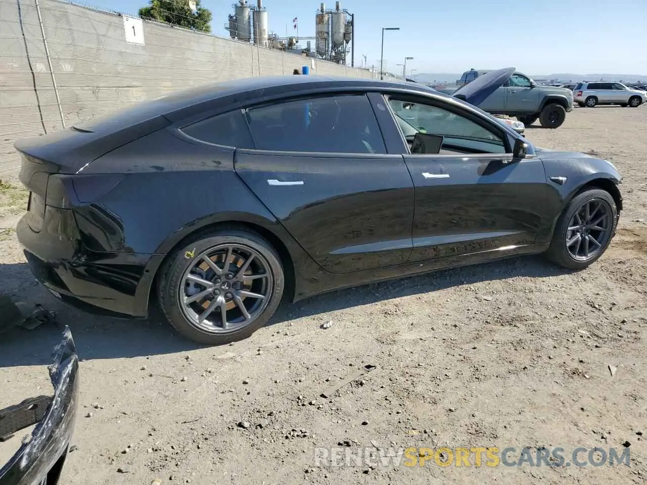 3 fotografías del automóvil dañado 5YJ3E1EAXKF415644 TESLA MODEL 3 2019