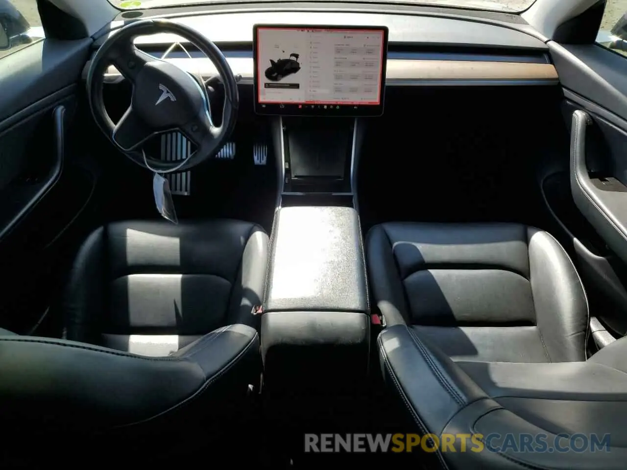 8 fotografías del automóvil dañado 5YJ3E1EAXKF415644 TESLA MODEL 3 2019