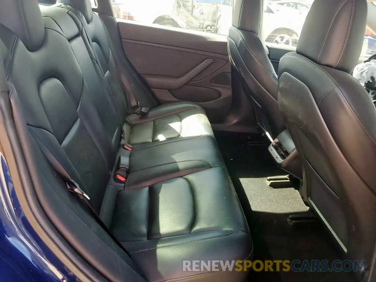 10 fotografías del automóvil dañado 5YJ3E1EAXKF416583 TESLA MODEL 3 2019