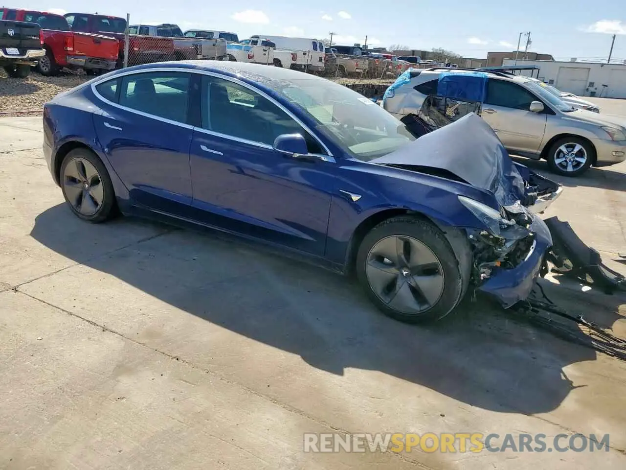 4 fotografías del automóvil dañado 5YJ3E1EAXKF416583 TESLA MODEL 3 2019